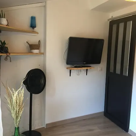 Joli F2 Au Pied De Rocher! Apartment *