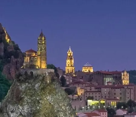 Super F2 Au Pied De Rocher! Aiguilhe