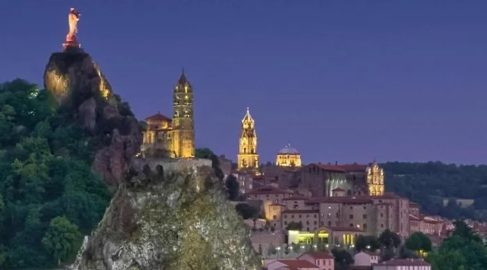 Super F2 Au Pied De Rocher! Aiguilhe